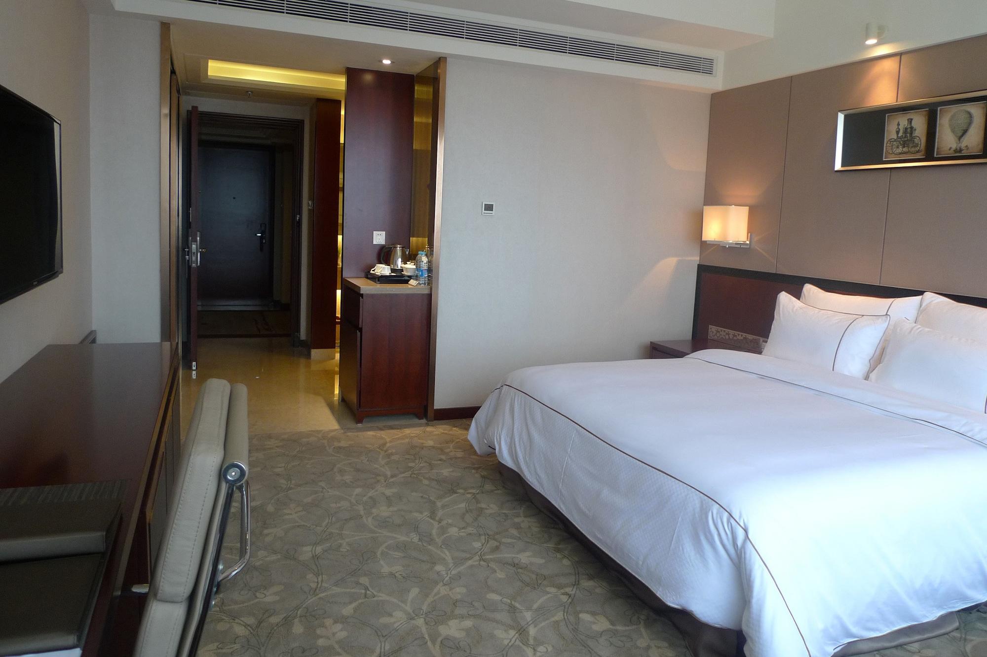 גואנגג'ואו Cavan Hotel מראה חיצוני תמונה