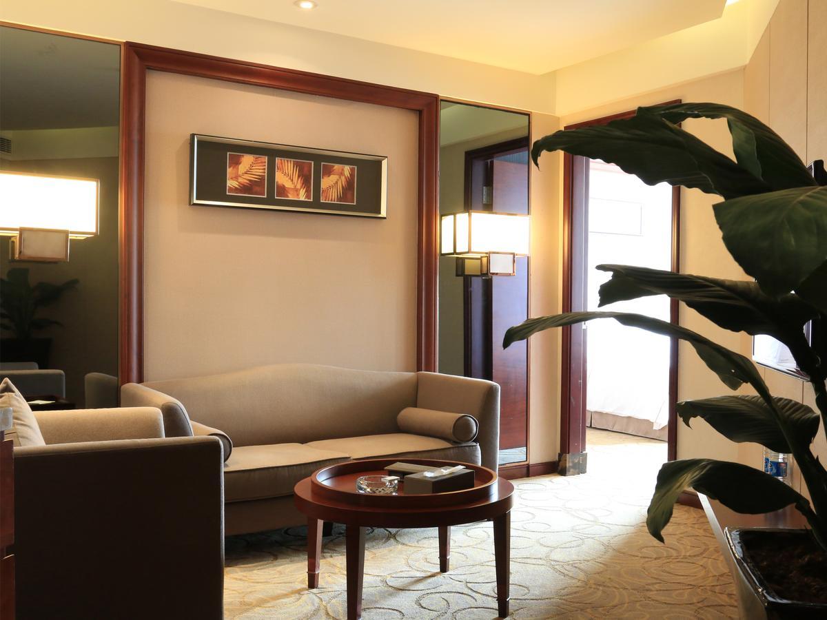 גואנגג'ואו Cavan Hotel מראה חיצוני תמונה