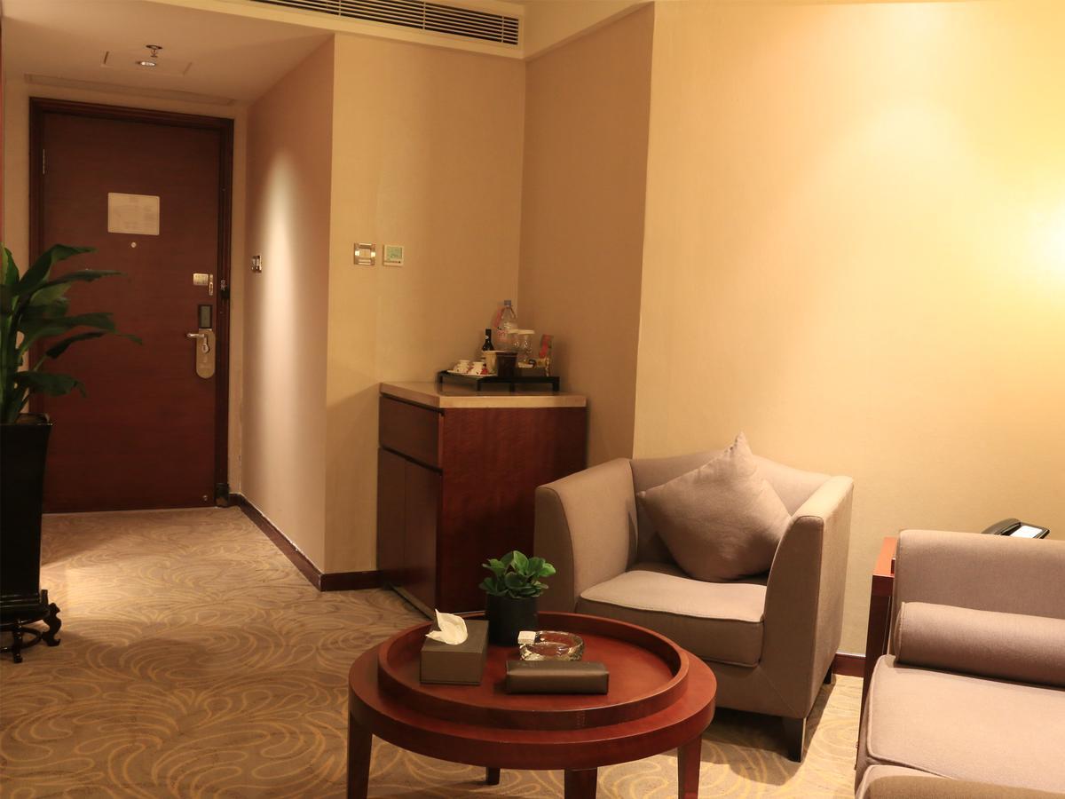 גואנגג'ואו Cavan Hotel מראה חיצוני תמונה